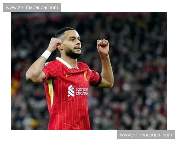 利物浦加克波错失黄金机会 近距离推射偏出立柱成转折